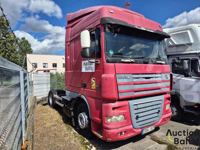 DAF FT XF105.460 - Tahač: obrázek 1 DAF FT XF105.460 - Tahač: obrázek 1