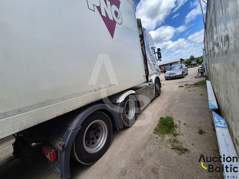 Scania R 560 - Tahač: obrázek 4 Scania R 560 - Tahač: obrázek 4