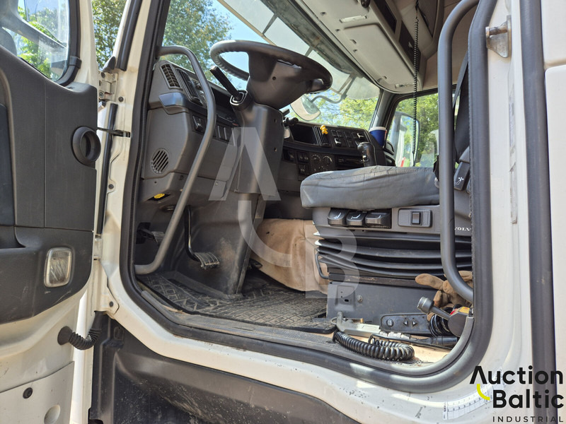 Volvo FH460 - Tahač: obrázek 5 Volvo FH460 - Tahač: obrázek 5