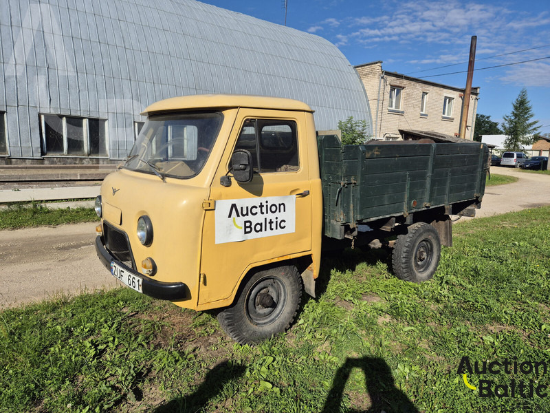 UAZ UAZ 3303 - Dodávka valník: obrázek 1 UAZ UAZ 3303 - Dodávka valník: obrázek 1