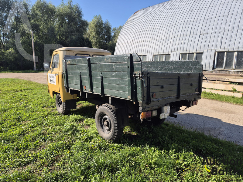 UAZ UAZ 3303 - Dodávka valník: obrázek 4 UAZ UAZ 3303 - Dodávka valník: obrázek 4