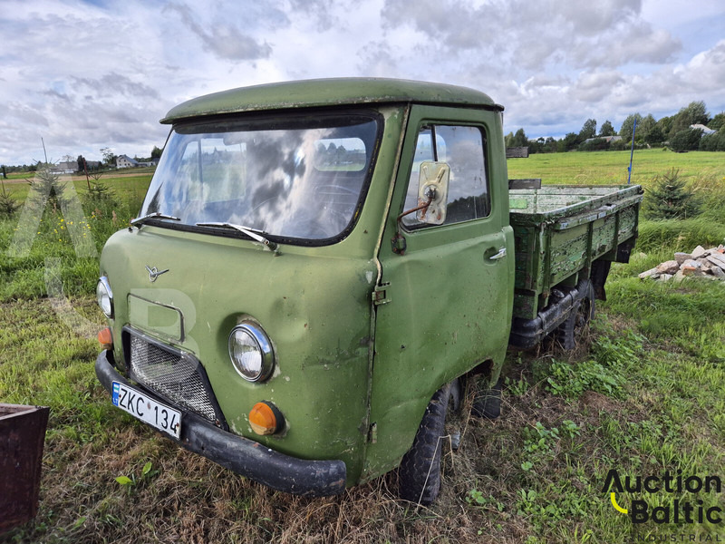UAZ UAZ 452 - Dodávka valník: obrázek 1 UAZ UAZ 452 - Dodávka valník: obrázek 1