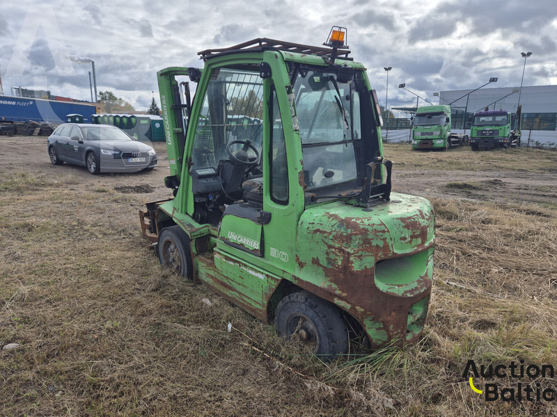 UniCarriers 30 - Dieselový vysokozdvižný vozík: obrázek 5 UniCarriers 30 - Dieselový vysokozdvižný vozík: obrázek 5