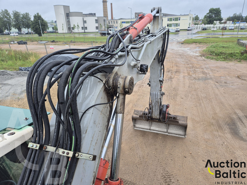 Kolesové rýpadlo Volvo EW 140 C: obrázek 13