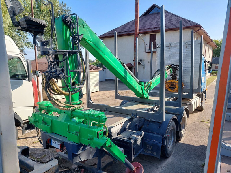 Volvo FH12 - Lesovůz: obrázek 3 Volvo FH12 - Lesovůz: obrázek 3