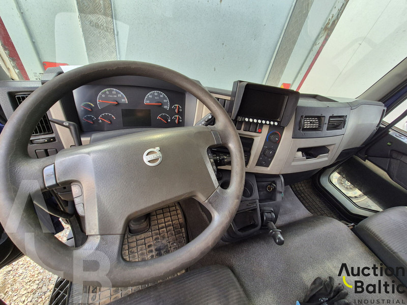 Volvo FL240 - Skříňový nákladní auto: obrázek 5 Volvo FL240 - Skříňový nákladní auto: obrázek 5