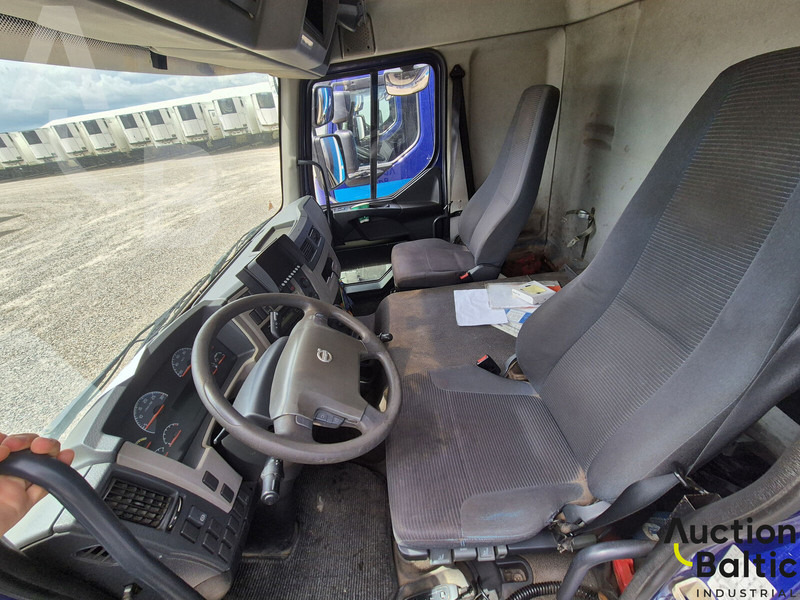 Volvo FL240 - Skříňový nákladní auto: obrázek 4 Volvo FL240 - Skříňový nákladní auto: obrázek 4