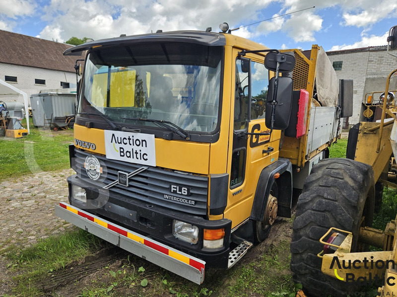 Volvo FL612 - Nákladní automobil valníkový/ Plošinový: obrázek 1 Volvo FL612 - Nákladní automobil valníkový/ Plošinový: obrázek 1