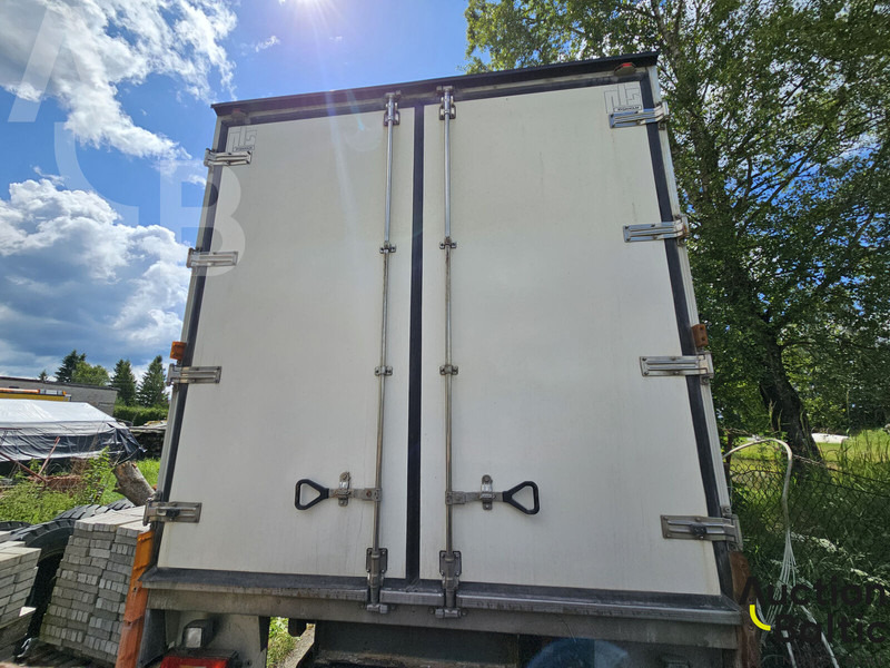 Volvo FL615 - Skříňový nákladní auto: obrázek 5 Volvo FL615 - Skříňový nákladní auto: obrázek 5