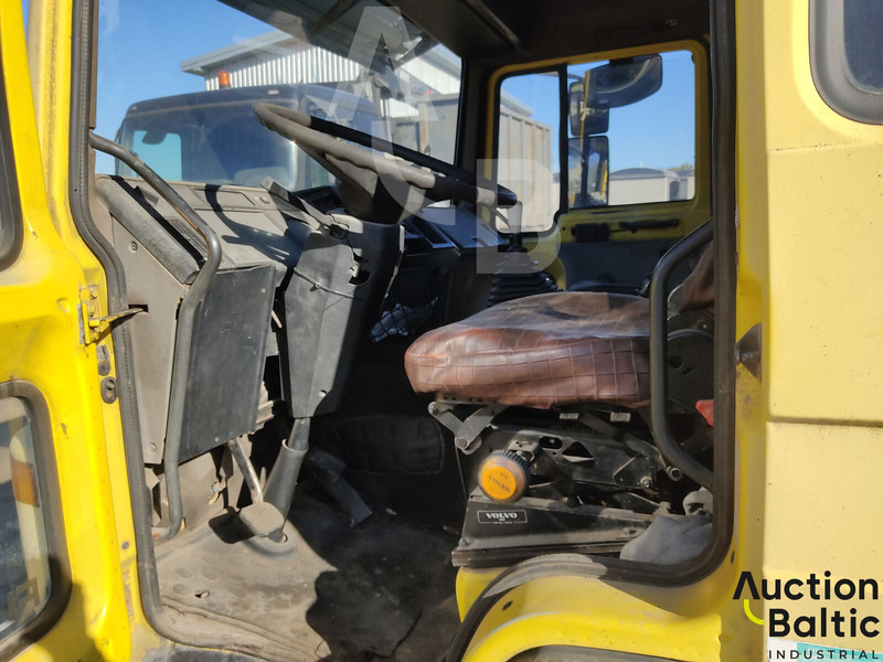 Volvo FL618 - Vůz na odvoz odpadků: obrázek 5 Volvo FL618 - Vůz na odvoz odpadků: obrázek 5