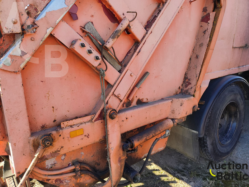 Vůz na odvoz odpadků Volvo FL618: obrázek 13