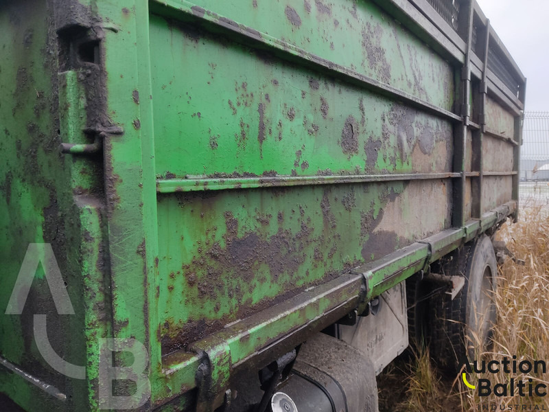 Sklápěč, Auto s hydraulickou rukou Volvo FL618: obrázek 16