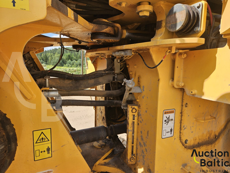 Kolový nakladač Volvo L 180 G: obrázek 12 Kolový nakladač Volvo L 180 G: obrázek 12