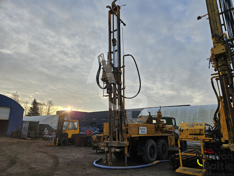 ЗИЛ 131 - Vrtná souprava: obrázek 5 ЗИЛ 131 - Vrtná souprava: obrázek 5