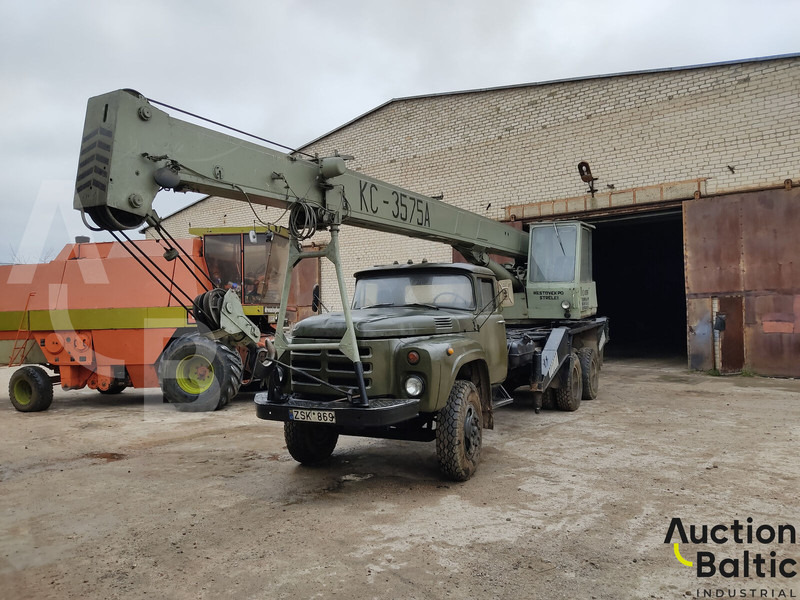ZIL 133 - Univerzální autojeřáb: obrázek 1 ZIL 133 - Univerzální autojeřáb: obrázek 1