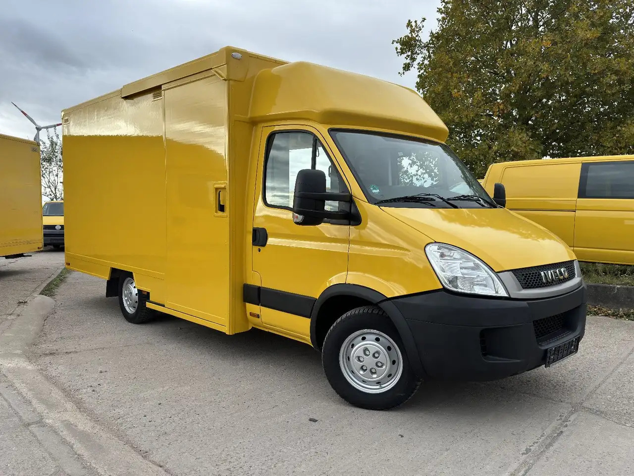 Iveco C30C/ FOODTRUCK/ Daily - Pojízdná prodejna: obrázek 3 Iveco C30C/ FOODTRUCK/ Daily - Pojízdná prodejna: obrázek 3