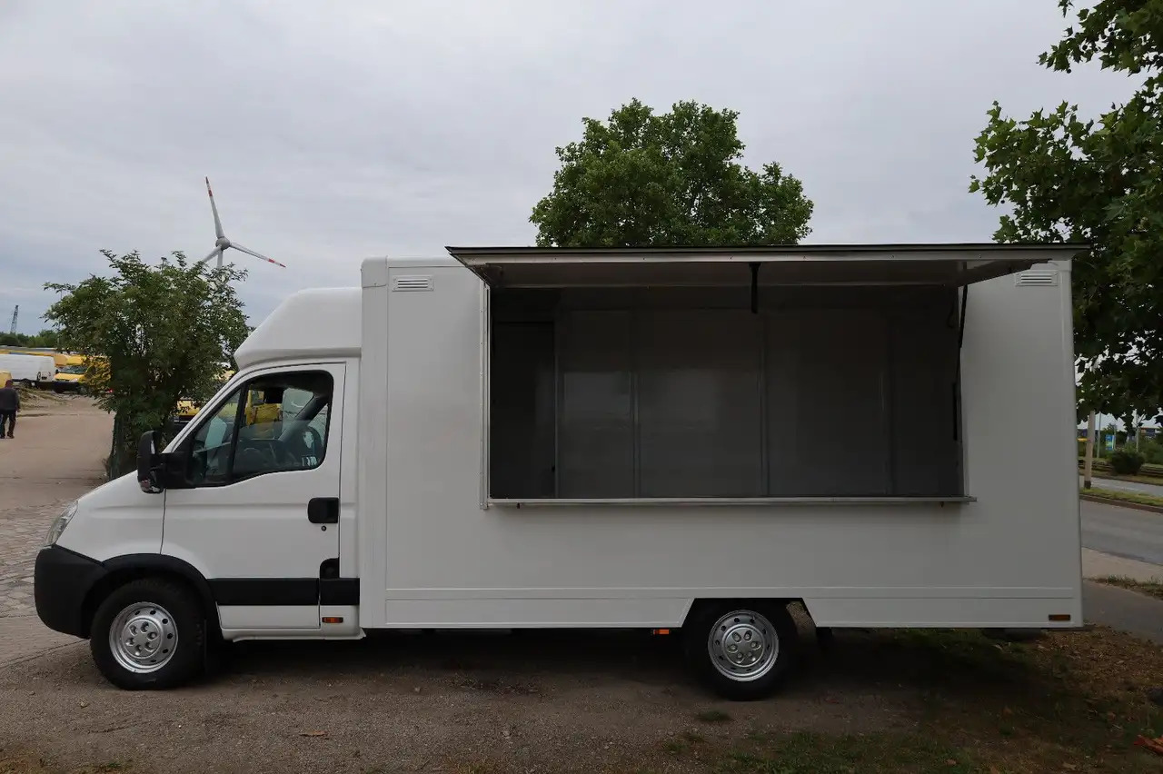 Iveco C30C/ FOODTRUCK/ Daily - Pojízdná prodejna: obrázek 1 Iveco C30C/ FOODTRUCK/ Daily - Pojízdná prodejna: obrázek 1