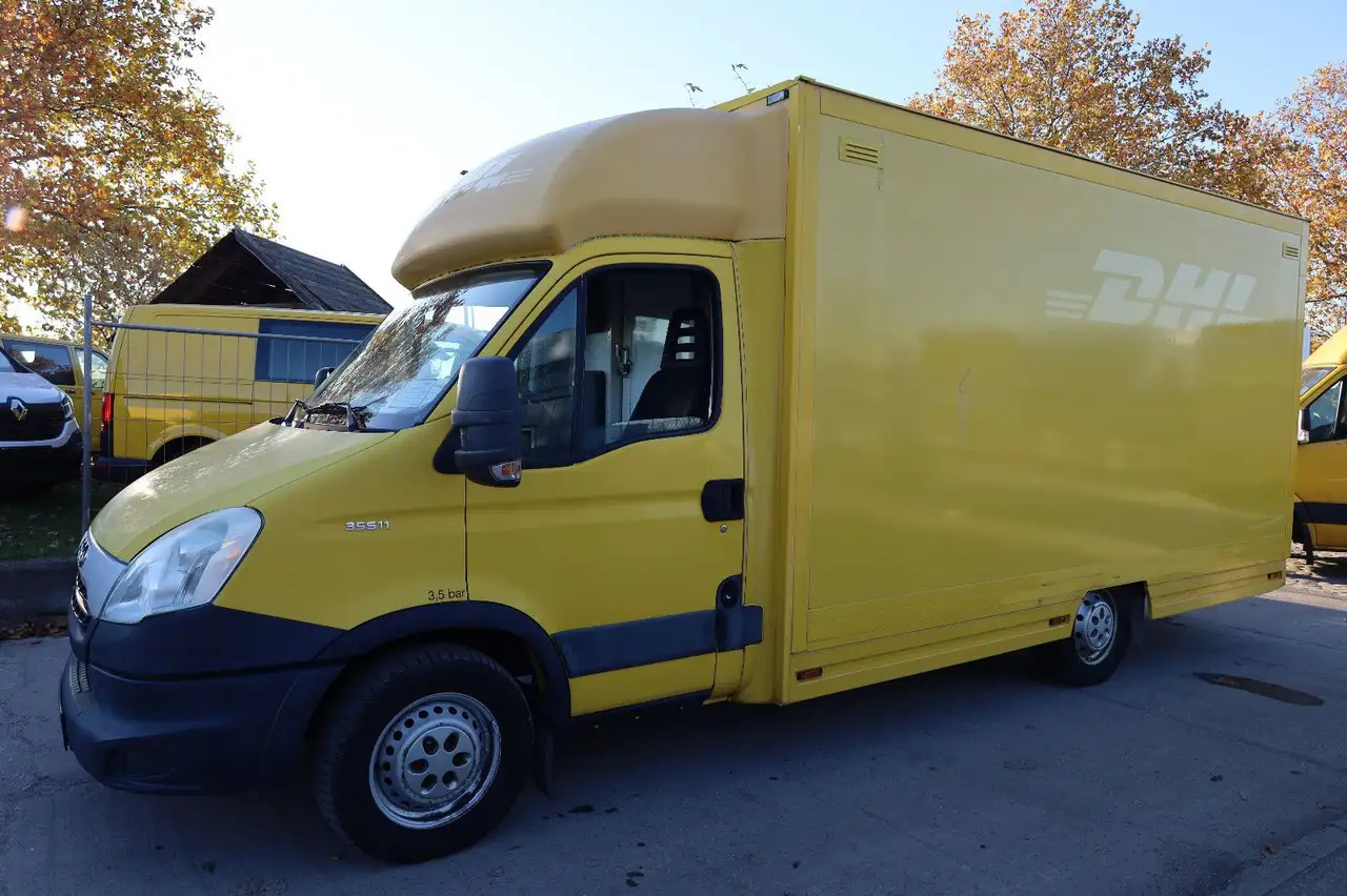 Iveco Daily/ Regalsystem/Luftfeder/1. Hand - Dodávka skřín: obrázek 1 Iveco Daily/ Regalsystem/Luftfeder/1. Hand - Dodávka skřín: obrázek 1
