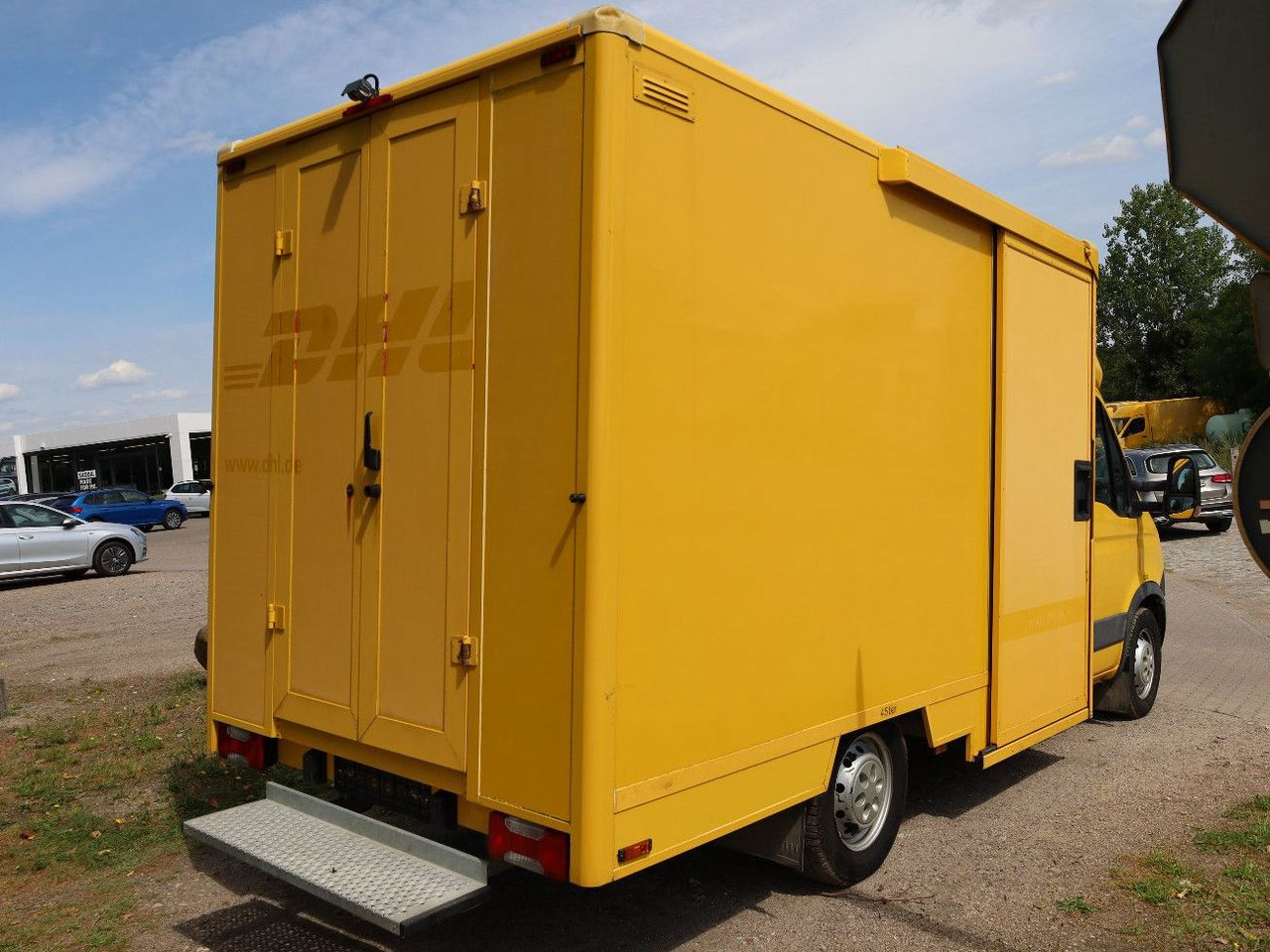 Iveco Daily/ Regalsystem/Luftfeder/KURZ/1. Hand - Dodávka skřín: obrázek 4 Iveco Daily/ Regalsystem/Luftfeder/KURZ/1. Hand - Dodávka skřín: obrázek 4