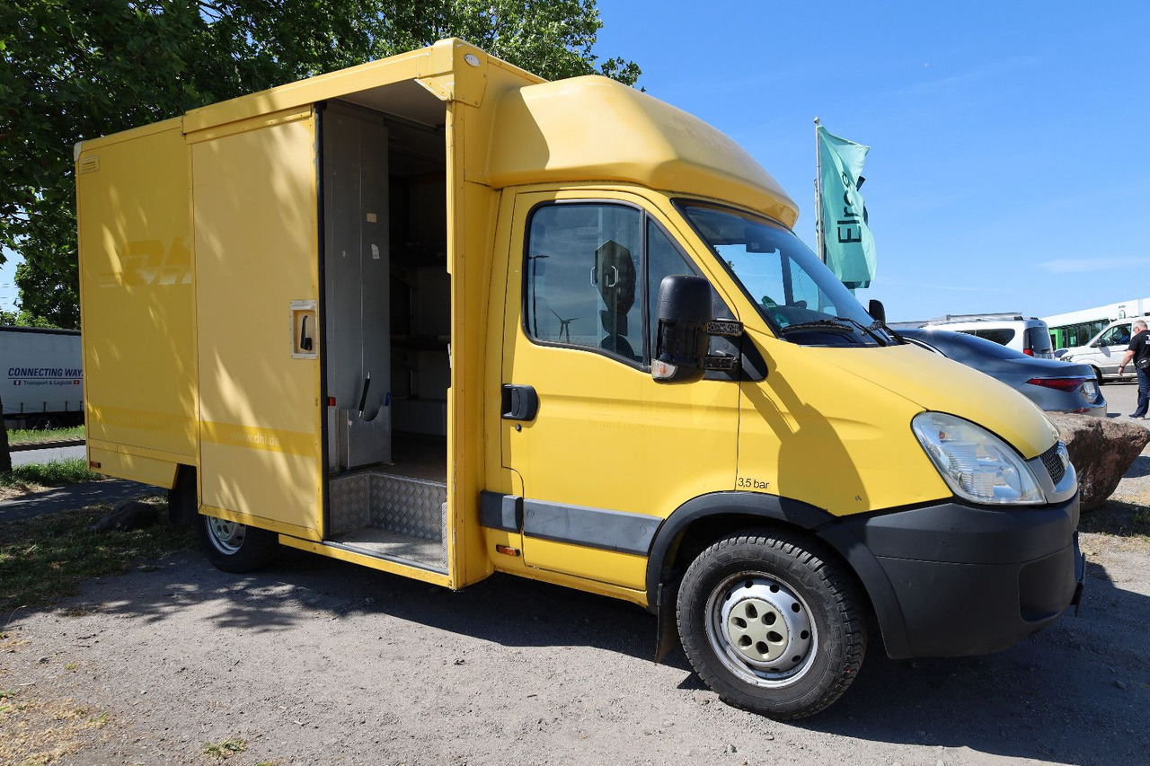 Iveco Daily/ Regalsystem/Luftfeder/KURZ - Dodávka skřín: obrázek 5 Iveco Daily/ Regalsystem/Luftfeder/KURZ - Dodávka skřín: obrázek 5