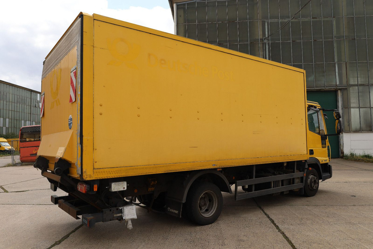 Iveco M752/Koffer/ 1. Hand - Dodávka skřín: obrázek 4 Iveco M752/Koffer/ 1. Hand - Dodávka skřín: obrázek 4
