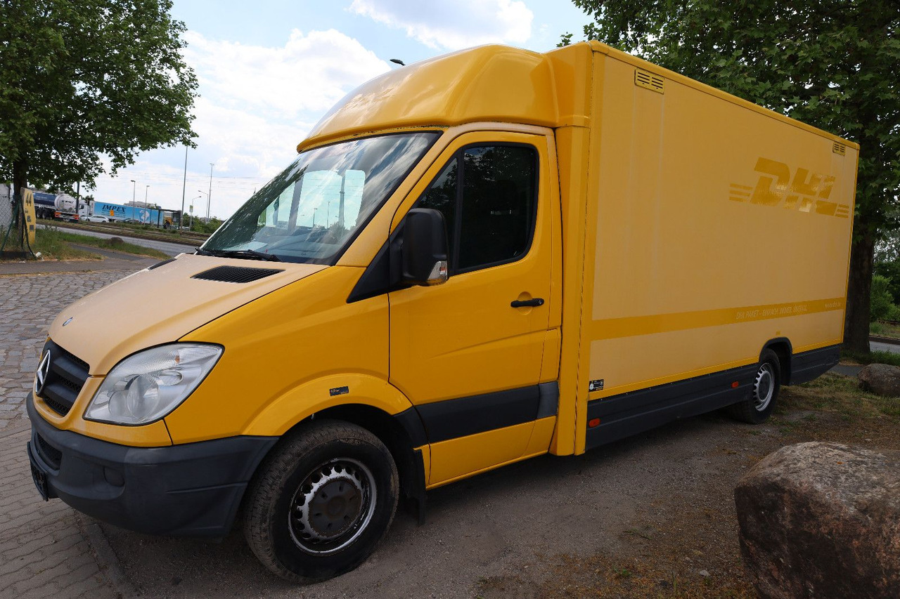 Mercedes-Benz Sprinter II Pritsche/ Koffer - Dodávka skřín: obrázek 2 Mercedes-Benz Sprinter II Pritsche/ Koffer - Dodávka skřín: obrázek 2