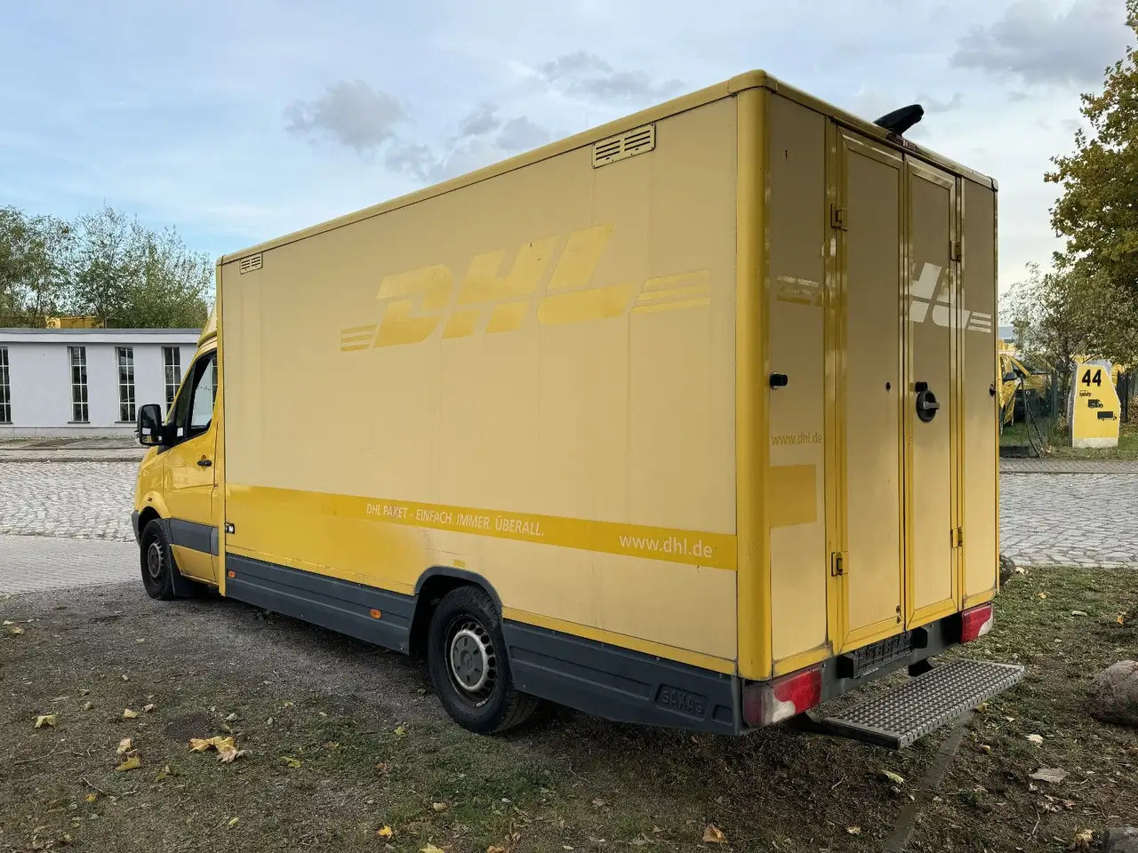 Mercedes-Benz Sprinter II Pritsche/ Koffer/Regalsystem - Dodávka skřín: obrázek 3 Mercedes-Benz Sprinter II Pritsche/ Koffer/Regalsystem - Dodávka skřín: obrázek 3