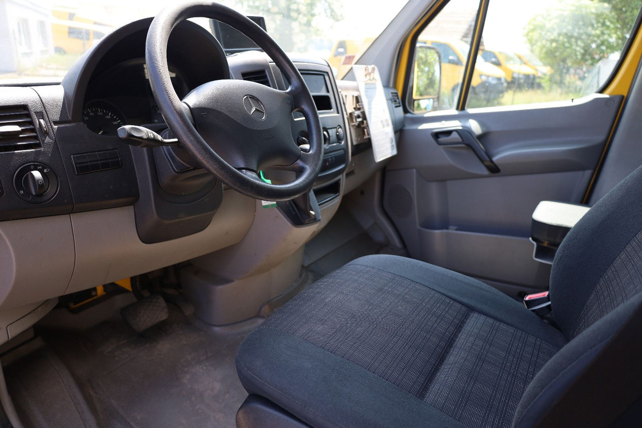 Mercedes-Benz Sprinter II Pritsche/ Koffer/Regalsystem - Dodávka skřín: obrázek 4 Mercedes-Benz Sprinter II Pritsche/ Koffer/Regalsystem - Dodávka skřín: obrázek 4