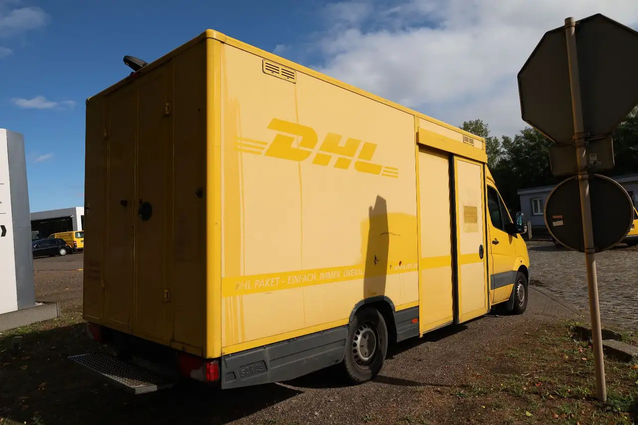 Mercedes-Benz Sprinter II Pritsche/ Koffer/Regalsystem - Dodávka skřín: obrázek 3 Mercedes-Benz Sprinter II Pritsche/ Koffer/Regalsystem - Dodávka skřín: obrázek 3