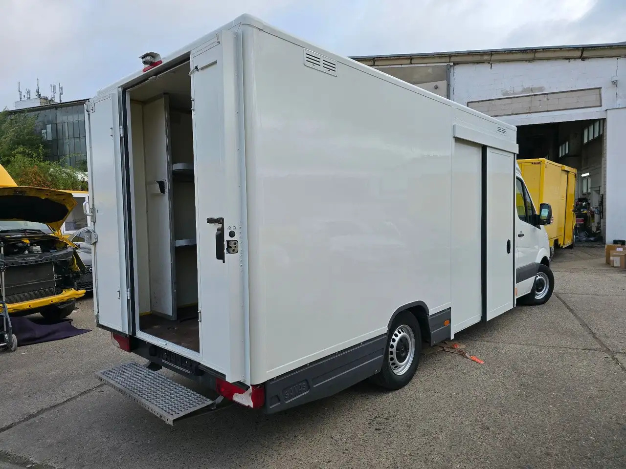 Mercedes-Benz Sprinter/Koffer/Regalsystem/ EU5/ 1. Hand - Dodávka skřín: obrázek 5 Mercedes-Benz Sprinter/Koffer/Regalsystem/ EU5/ 1. Hand - Dodávka skřín: obrázek 5