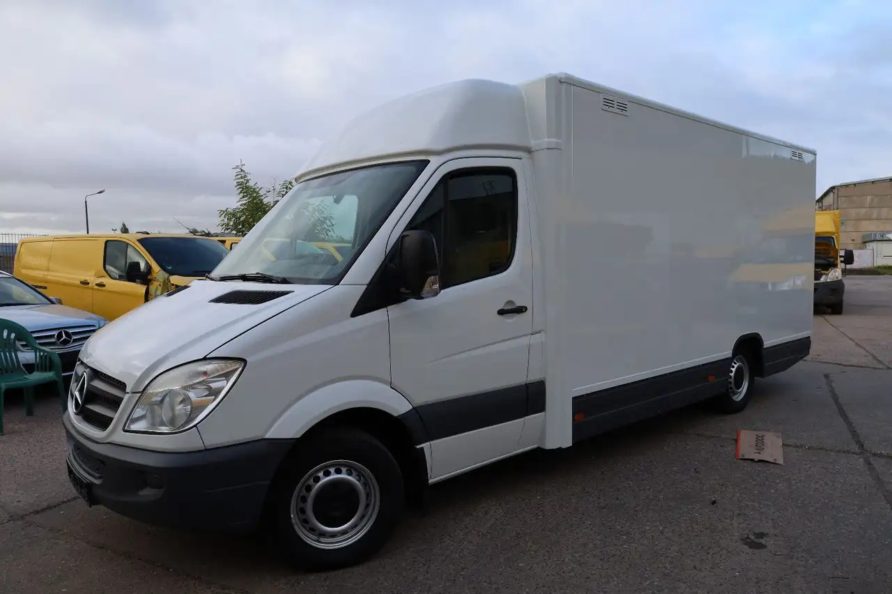 Mercedes-Benz Sprinter/Koffer/Regalsystem/ EU5/ 1. Hand - Dodávka skřín: obrázek 2 Mercedes-Benz Sprinter/Koffer/Regalsystem/ EU5/ 1. Hand - Dodávka skřín: obrázek 2