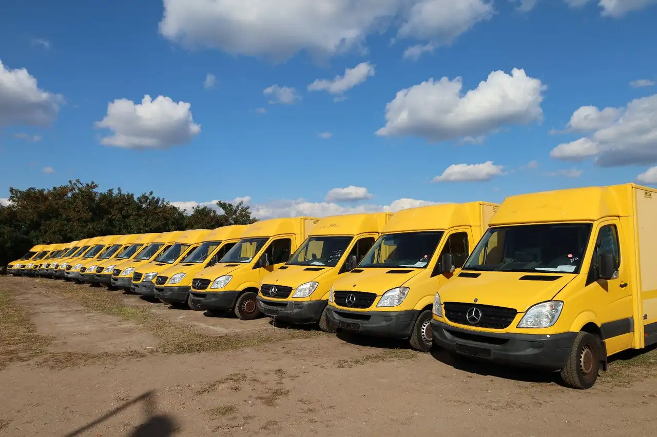 Mercedes-Benz Sprinter/Koffer/Regalsystem/ EU5/ 1. Hand - Dodávka skřín: obrázek 1 Mercedes-Benz Sprinter/Koffer/Regalsystem/ EU5/ 1. Hand - Dodávka skřín: obrázek 1