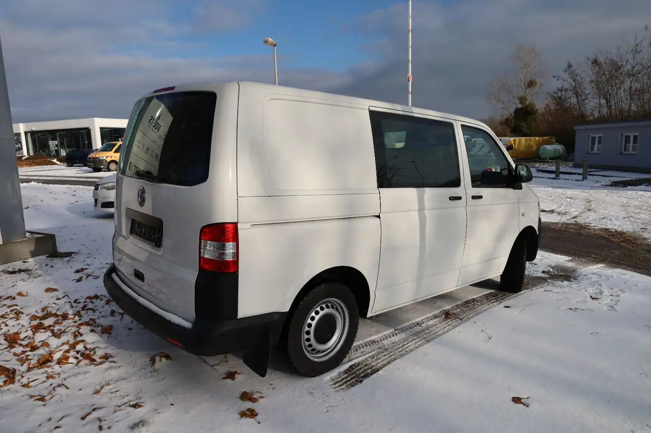 Volkswagen T5 Transporter Kasten-Kombi 2.0 TDI/EU5/1.Hand - Furgon: obrázek 4 Volkswagen T5 Transporter Kasten-Kombi 2.0 TDI/EU5/1.Hand - Furgon: obrázek 4