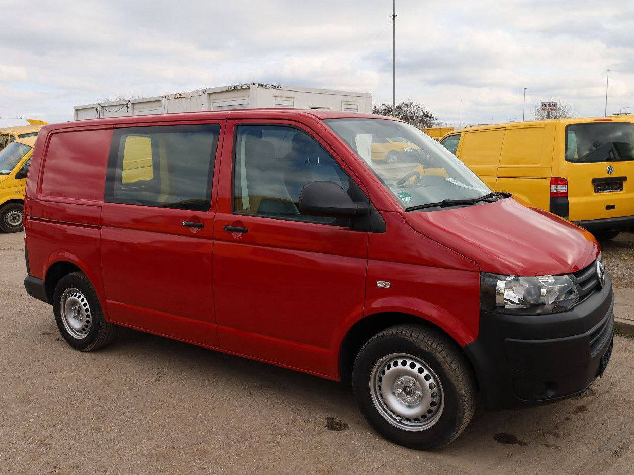 Volkswagen T5/Transporter Kasten-Kombi 2.0 TDI/EU5/1.Hand - Mikrobus: obrázek 1 Volkswagen T5/Transporter Kasten-Kombi 2.0 TDI/EU5/1.Hand - Mikrobus: obrázek 1