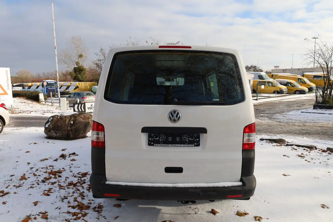 Volkswagen T5 Transporter Kasten-Kombi 2.0 TDI/EU5/1.Hand - Furgon: obrázek 5 Volkswagen T5 Transporter Kasten-Kombi 2.0 TDI/EU5/1.Hand - Furgon: obrázek 5
