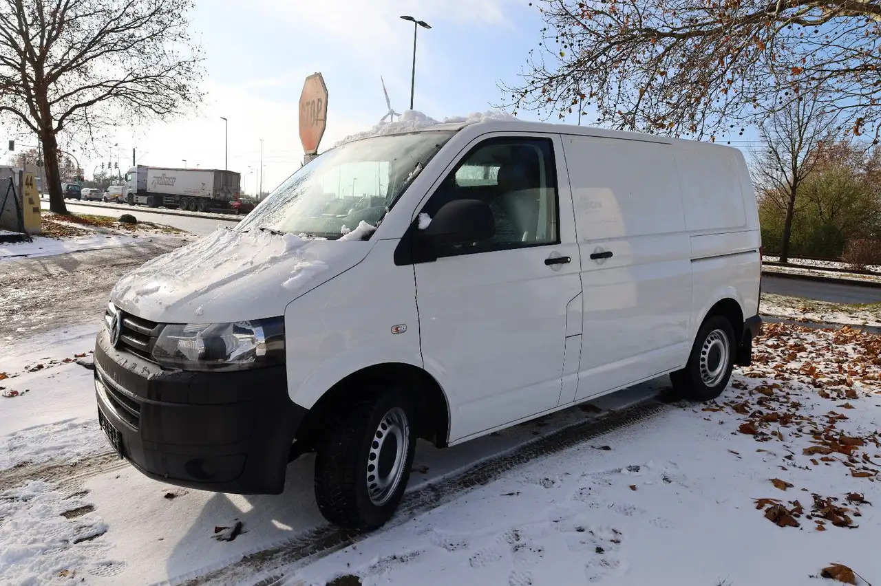 Volkswagen T5 Transporter Kasten-Kombi 2.0 TDI/EU5/1.Hand - Furgon: obrázek 2 Volkswagen T5 Transporter Kasten-Kombi 2.0 TDI/EU5/1.Hand - Furgon: obrázek 2