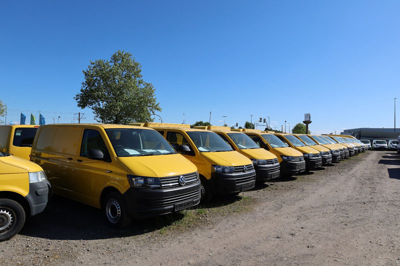Volkswagen T5 Transporter Kasten-Kombi 2.0 TDI/EU5/5-Sitze - Mikrobus: obrázek 2 Volkswagen T5 Transporter Kasten-Kombi 2.0 TDI/EU5/5-Sitze - Mikrobus: obrázek 2