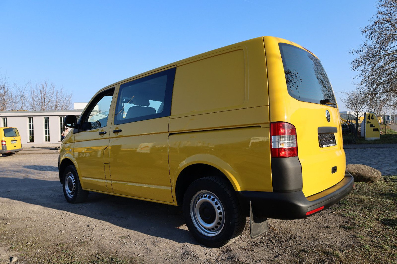 Volkswagen T5 Transporter Kasten-Kombi 2.0 TDI/EU5/5-Sitze - Mikrobus: obrázek 4 Volkswagen T5 Transporter Kasten-Kombi 2.0 TDI/EU5/5-Sitze - Mikrobus: obrázek 4