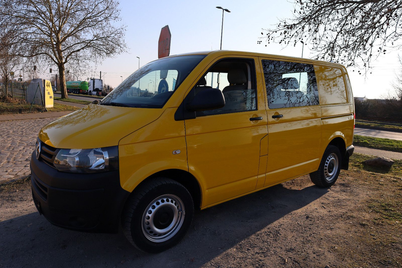 Volkswagen T5 Transporter Kasten-Kombi 2.0 TDI/EU5/5-Sitze - Mikrobus: obrázek 2 Volkswagen T5 Transporter Kasten-Kombi 2.0 TDI/EU5/5-Sitze - Mikrobus: obrázek 2