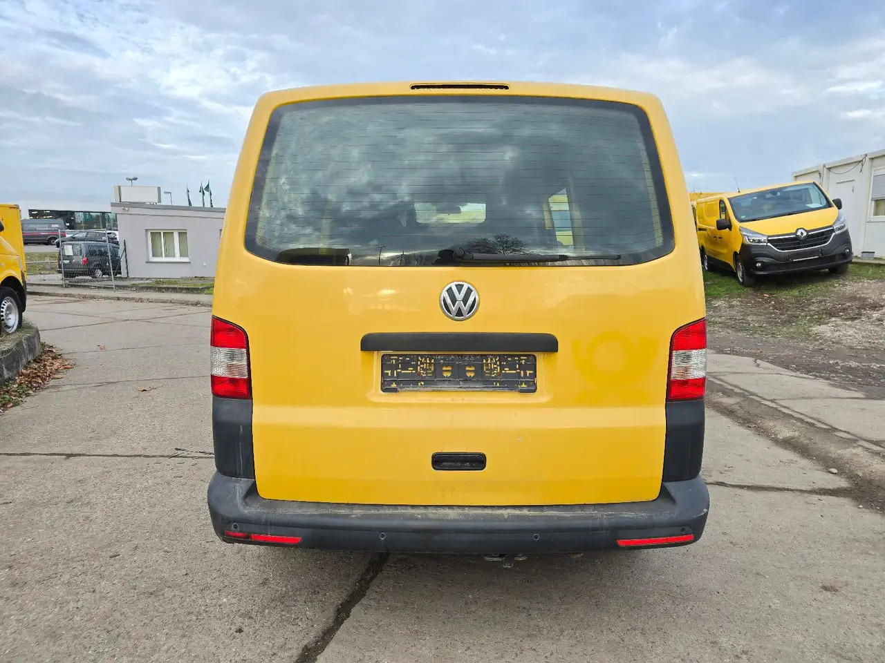 Volkswagen T5 lang Transporter Kasten-Kombi 2.0 TDI/EU5 - Furgon: obrázek 5 Volkswagen T5 lang Transporter Kasten-Kombi 2.0 TDI/EU5 - Furgon: obrázek 5