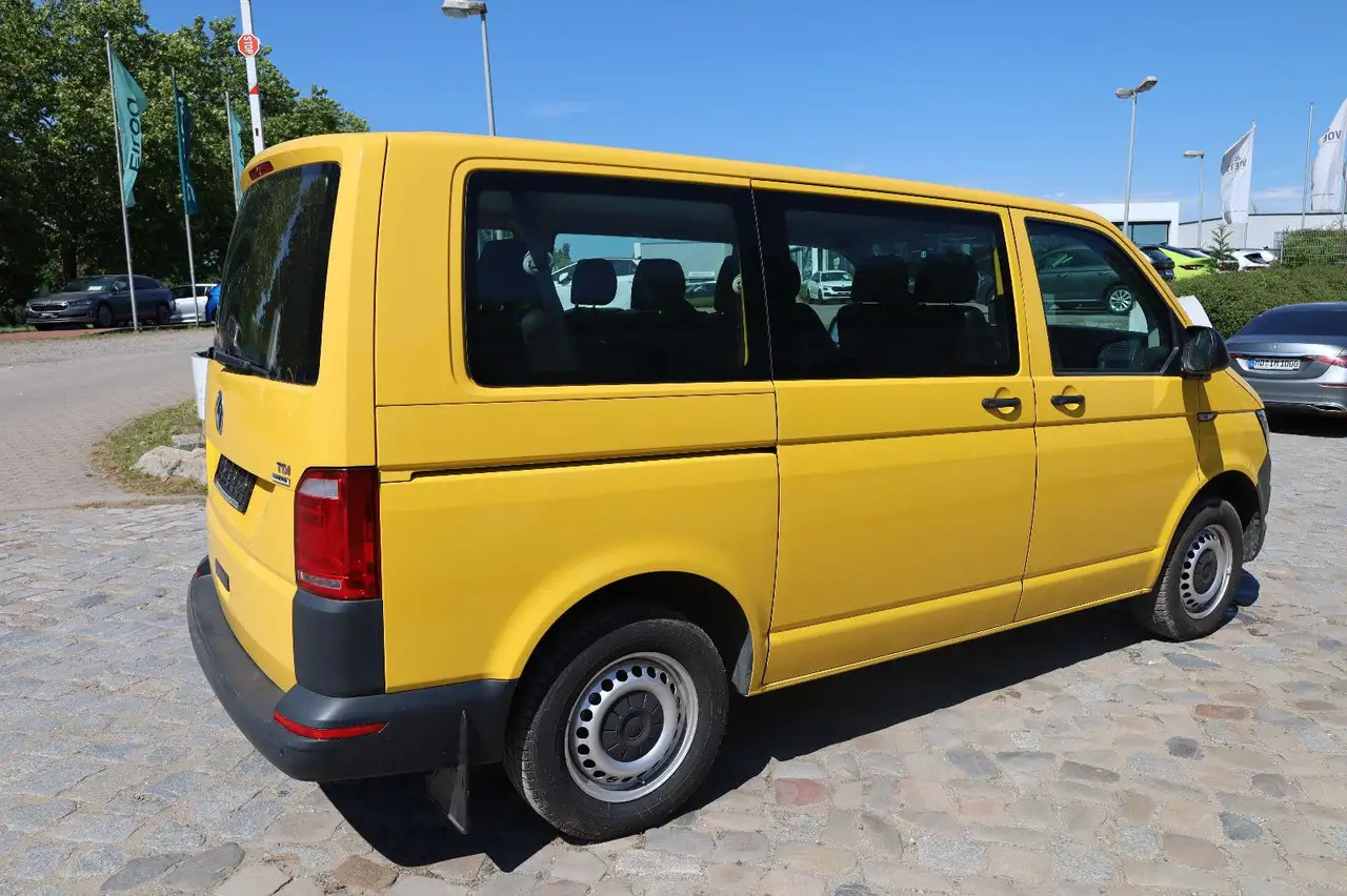 Volkswagen T6 Transporter / 2.0 TDI/EU6/1.Hand - Osobní auto: obrázek 5 Volkswagen T6 Transporter / 2.0 TDI/EU6/1.Hand - Osobní auto: obrázek 5