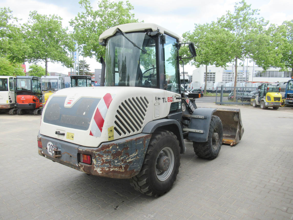 Terex TL80 - Kolový nakladač: obrázek 2 Terex TL80 - Kolový nakladač: obrázek 2