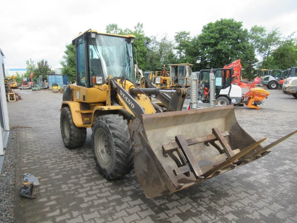 Volvo L 30 B - Kolový nakladač: obrázek 3 Volvo L 30 B - Kolový nakladač: obrázek 3