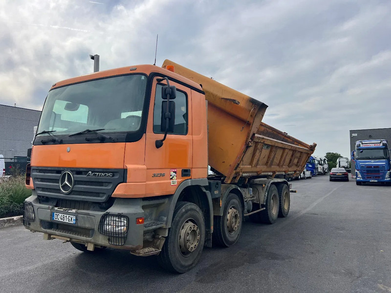 Mercedes-Benz Actros 3336 8x4 TIPPER**3 Pedals**Actros 3336** - Sklápěč: obrázek 2 Mercedes-Benz Actros 3336 8x4 TIPPER**3 Pedals**Actros 3336** - Sklápěč: obrázek 2
