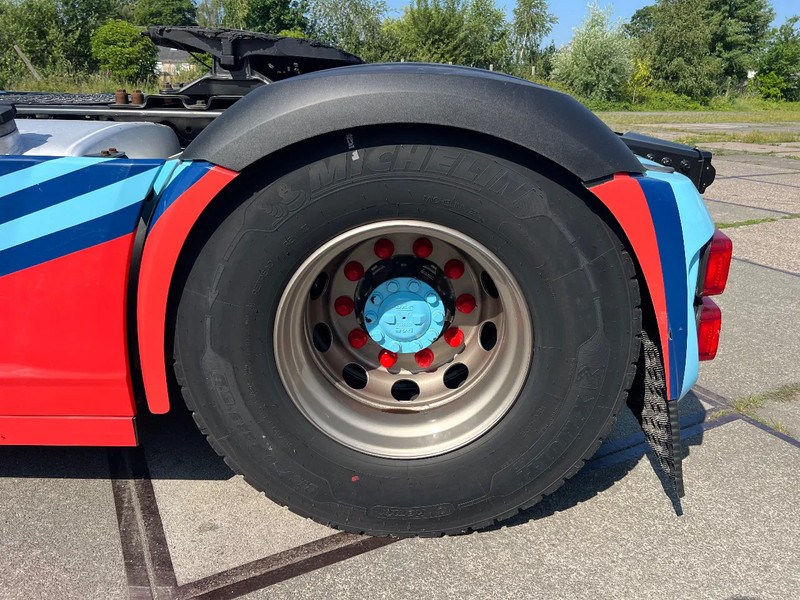 Tahač DAF XF 530 MARTINI RACING XF530 full options: obrázek 11