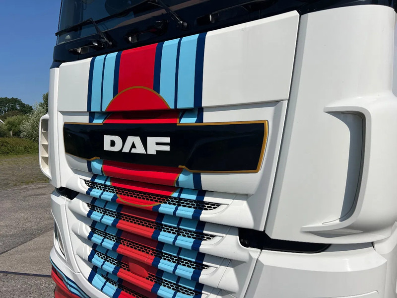 Tahač DAF XF 530 MARTINI RACING XF530 full options: obrázek 13