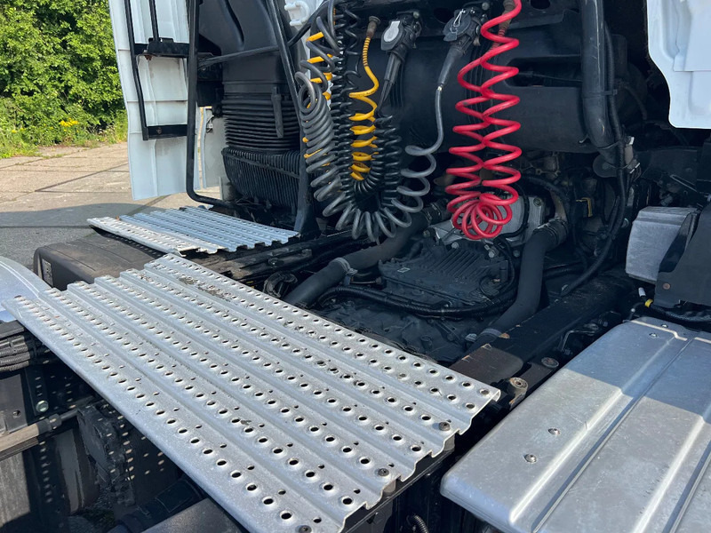 MAN TGX 18.440 Retarder***2xdieseltanks***TGX 18.440 2017*** - Tahač: obrázek 4 MAN TGX 18.440 Retarder***2xdieseltanks***TGX 18.440 2017*** - Tahač: obrázek 4