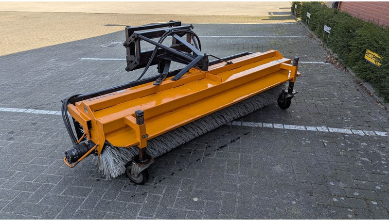 Bema Bema 25 Veegmachine - Úklidový stroj: obrázek 1 Bema Bema 25 Veegmachine - Úklidový stroj: obrázek 1
