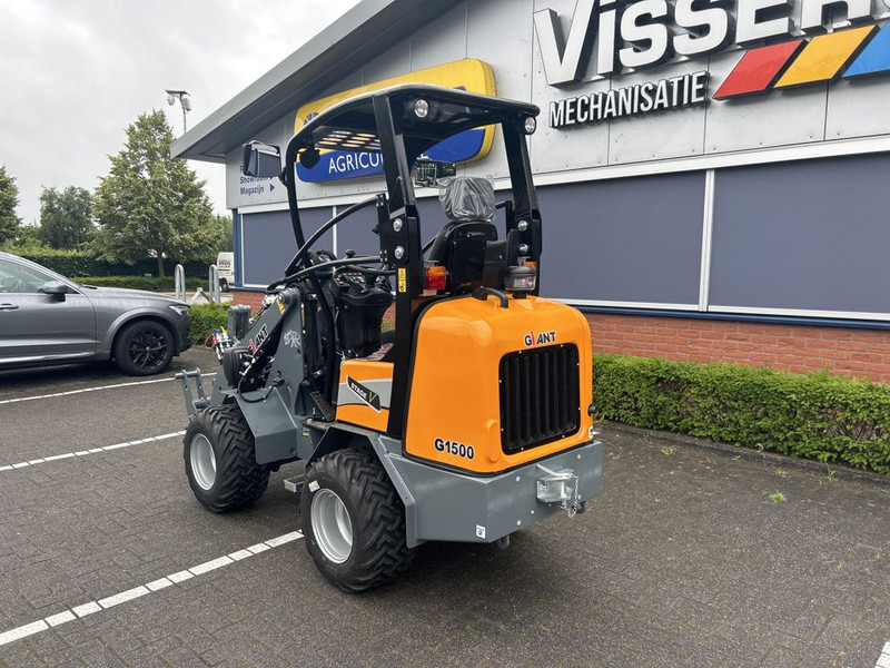 Giant Tobroco G1500 - Smykový nakladač: obrázek 2 Giant Tobroco G1500 - Smykový nakladač: obrázek 2