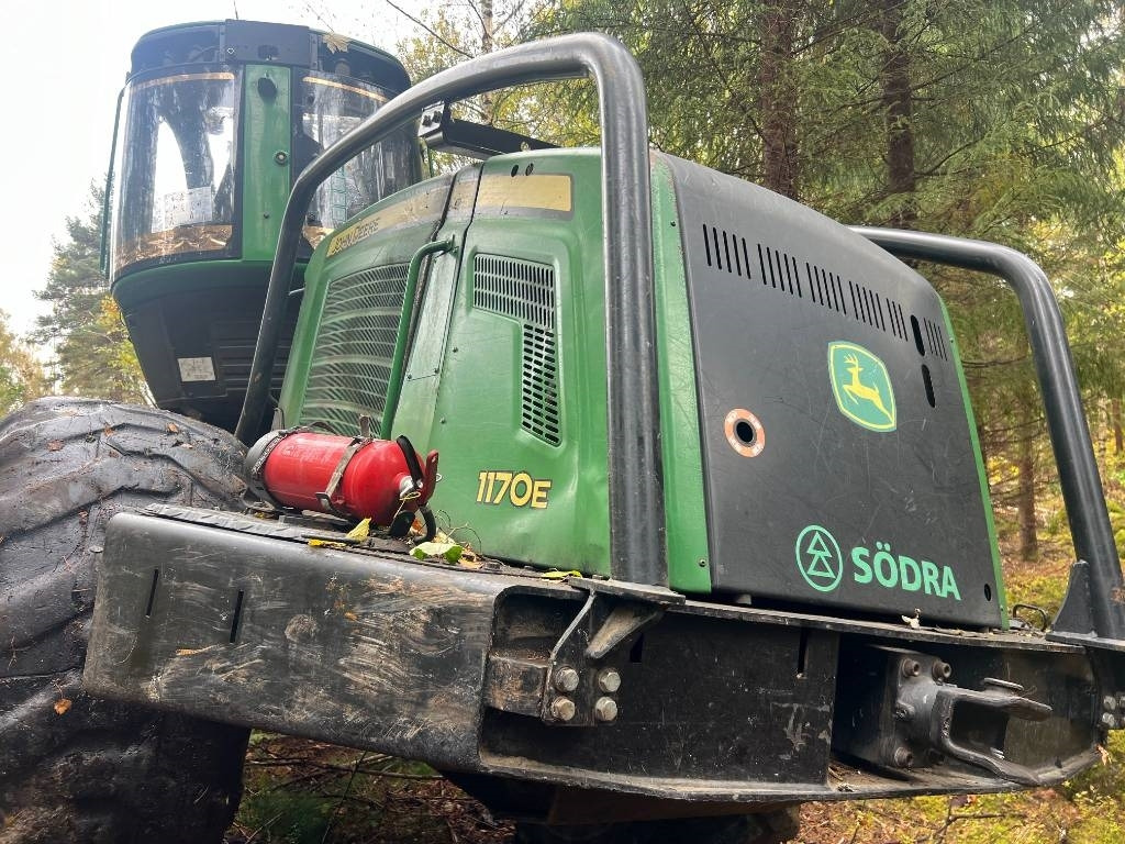 John Deere 1170 E - Harvestor: obrázek 2 John Deere 1170 E - Harvestor: obrázek 2